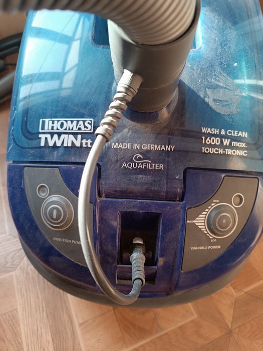Продаю моющий пылесос Thomas tt