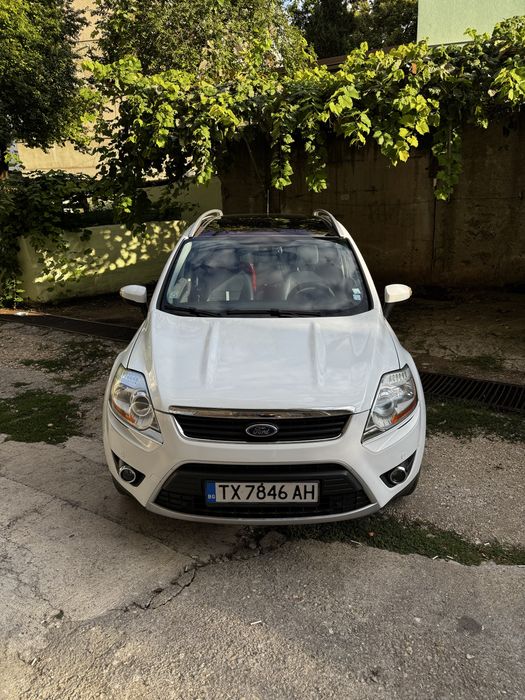 Автомобил Ford Kuga