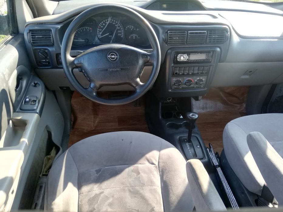 Минивэн 7 мест Opel Sintra