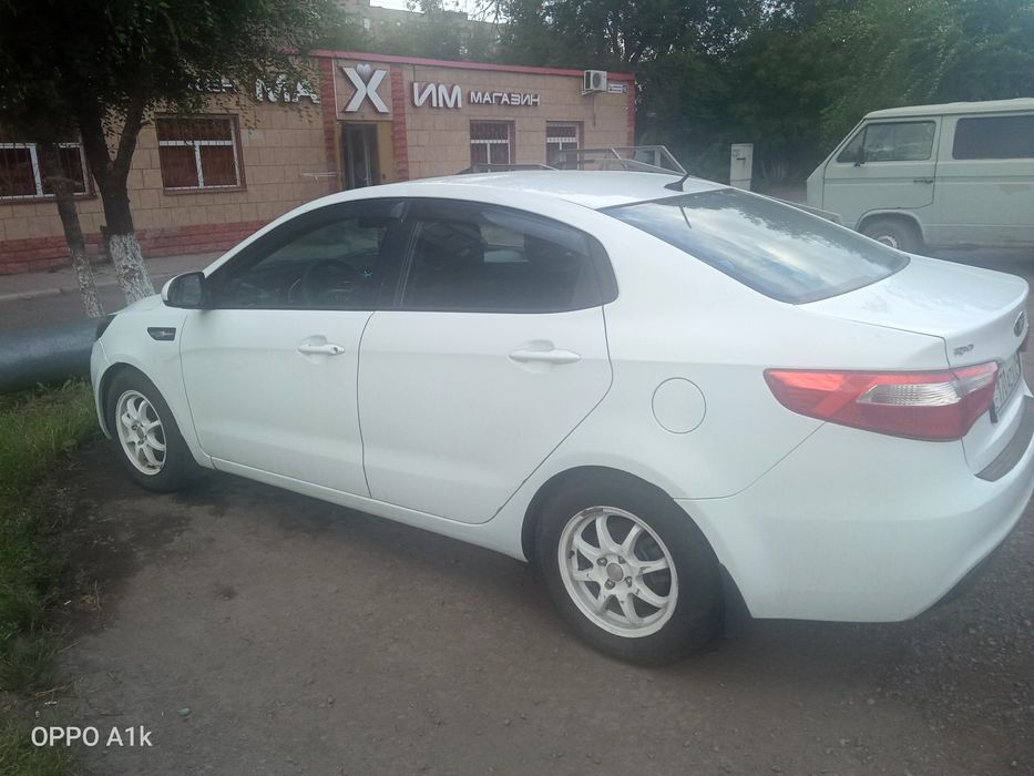 Здравствуйте! Продам киа рио 3!