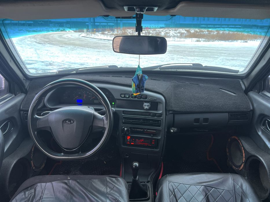 ВАЗ 2109  Инжектор 8кл