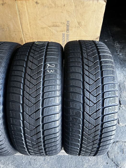 4 anvelope iarna 235/50/19 , Pirelli , MO , DOT 2023 , 6 mm !