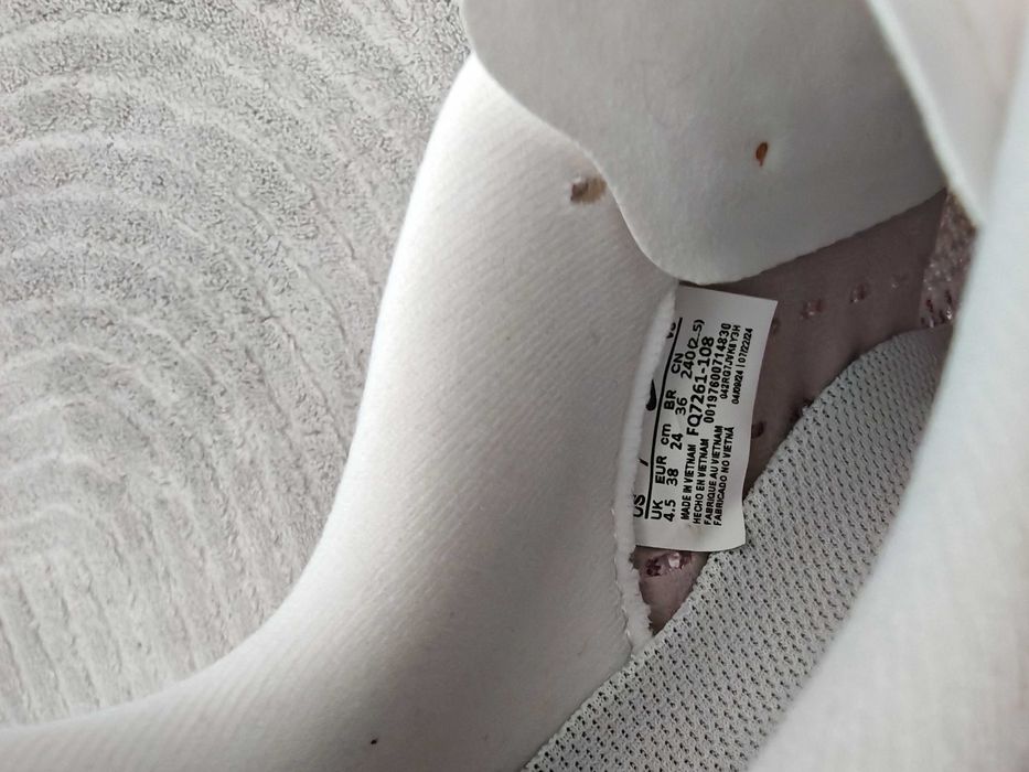 Оригинални дамски маратонки и туристически обувки - Р-ри 37, 37.5 и 38, Nike, Hoka, Under Armour Adidas