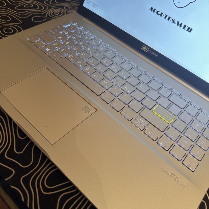 Продаю Asus VivoBook