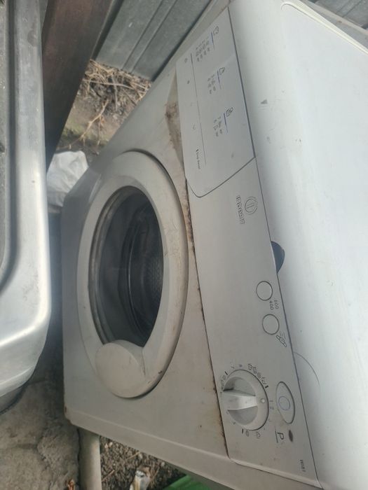 Продам стиральную машину