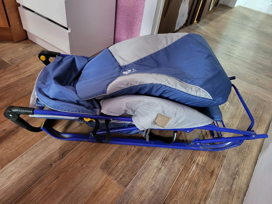 Продам сани Nika