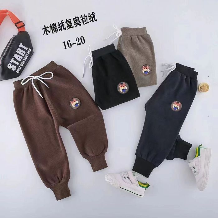 Kiloli Xitoy kiyimlari bolalar uchun