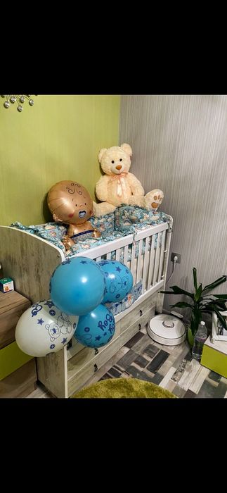 Бебешко креватче с люлеещ механизъм + подарък матрак с протектор