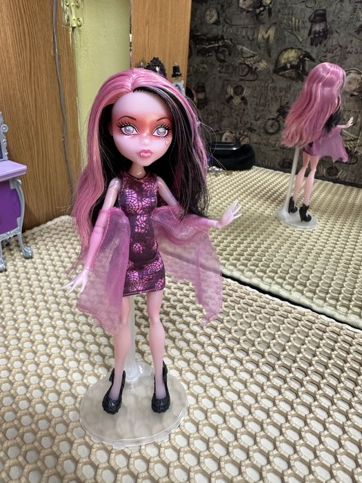 Продам куклу монстр хай !