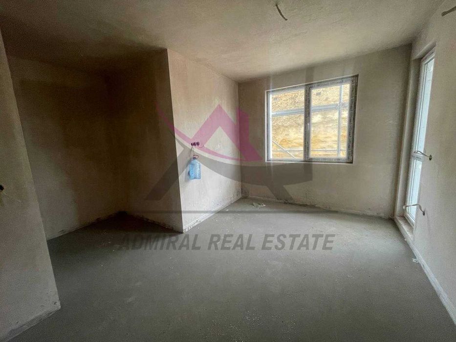 Продава се Двустаен апартамент в Варна, Възраждане 3 - 75 кв.м за 598 €/кв.м - Снимка #3