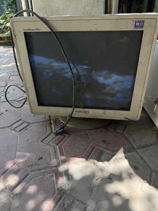 Отдам на запчасти