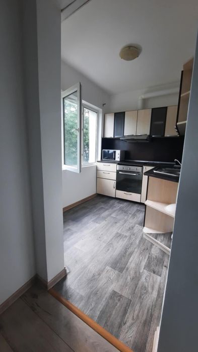 Дава се под наем Двустаен апартамент в Шумен, Херсон - 50 кв.м за 255 € - Снимка #3