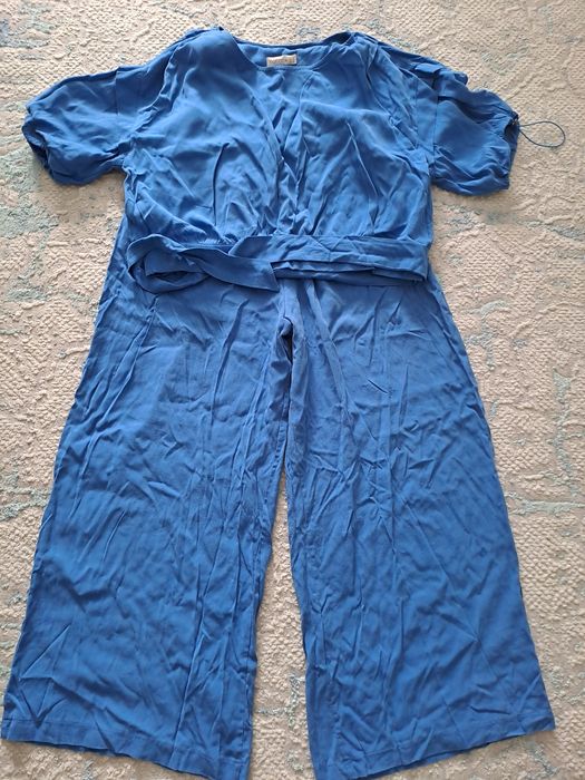 Продам женскую одежду