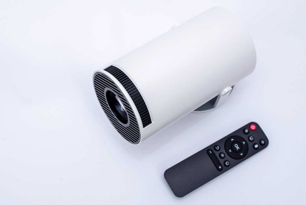Видео проектор Mini Smart Android 4k