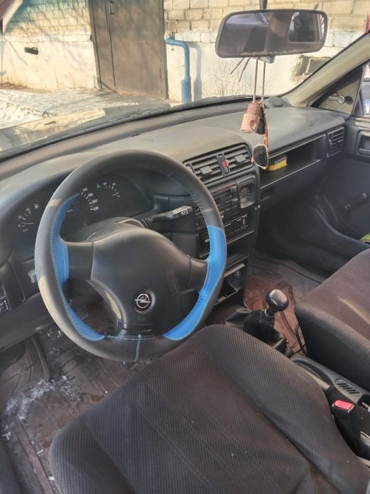 Продам Опель Вектра А