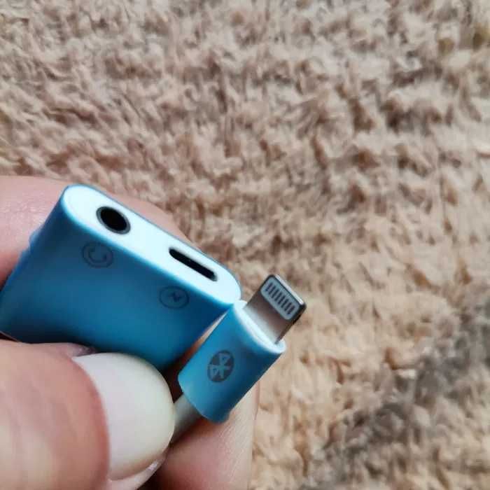 Pt iPhone adaptoare de încărcare și căști in același timp