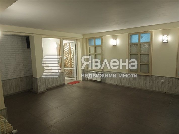 Дава се под наем Магазин в София, Гео Милев - 110 кв.м за 800 € - Снимка #3