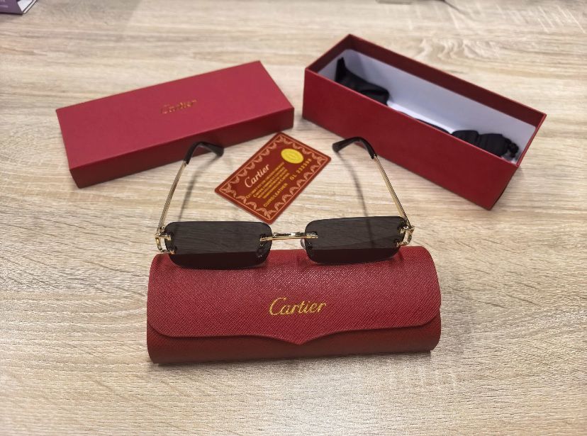 Ochelari de soare Cartier originali – cu cutie și husă