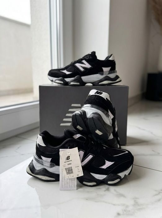 Adidasi New Balance 9060 Negru Alb