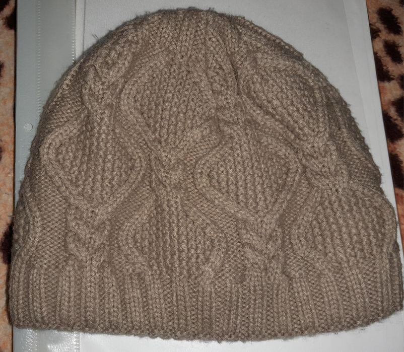 Caciuli groase, calduroase pt. femei