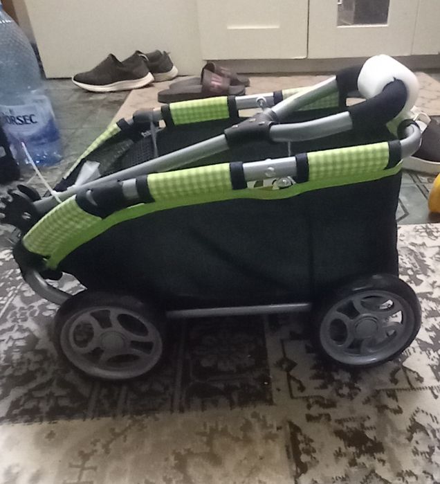 Căruț  de transport pt cățel de talie mica sau pisici