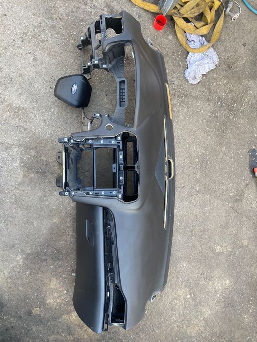 Vând planșe bord ford mondeo mk5 2015-2024