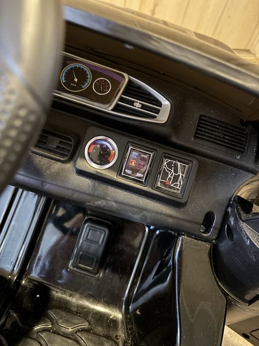 Электромобиль  BMW X8