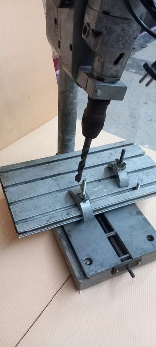 Masa frezare/ Masa cruce/ bormașină cu coloana