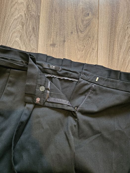 Pantaloni de costum, mărimea 40