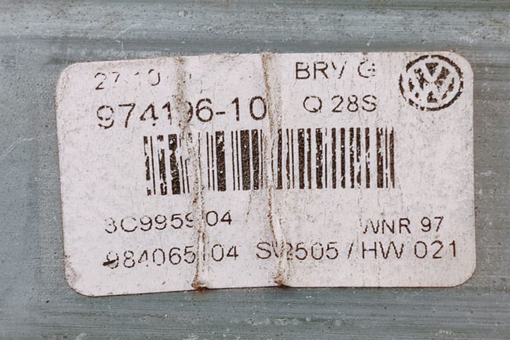 Motoras Macara  Dreapta Spate  975281200 / 3C9959704 Volkswagen VW Pa