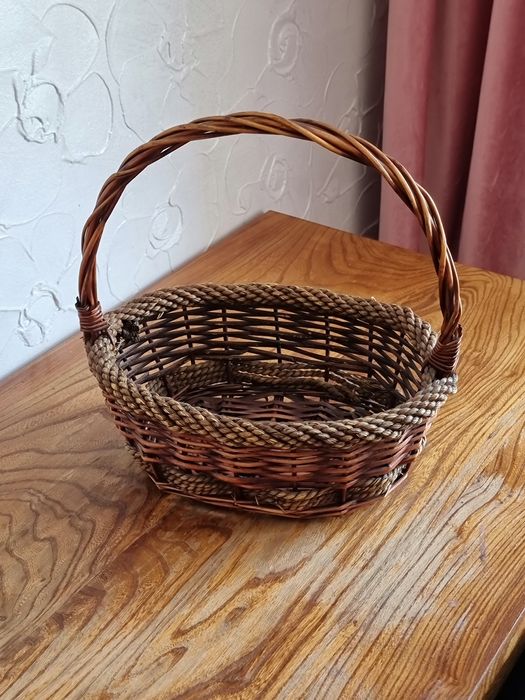 Корзины плетенные