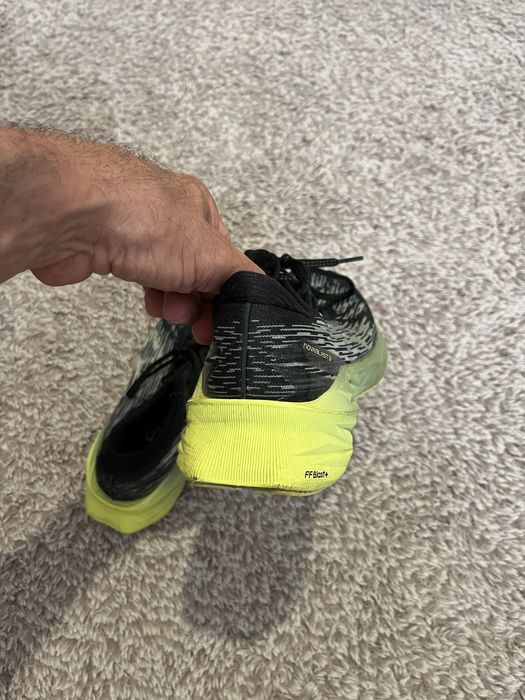 Asics Novablast 3-оригинални маратонки