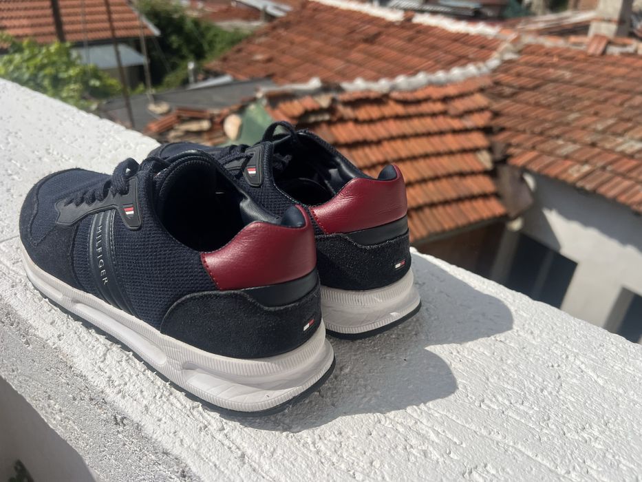 Tommy Hilfiger 41