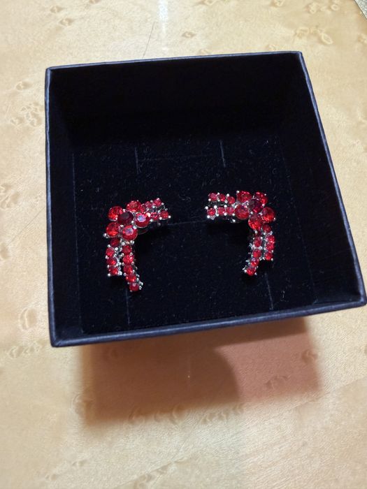 Ремень D&G, серьги, подвеска Swarovski