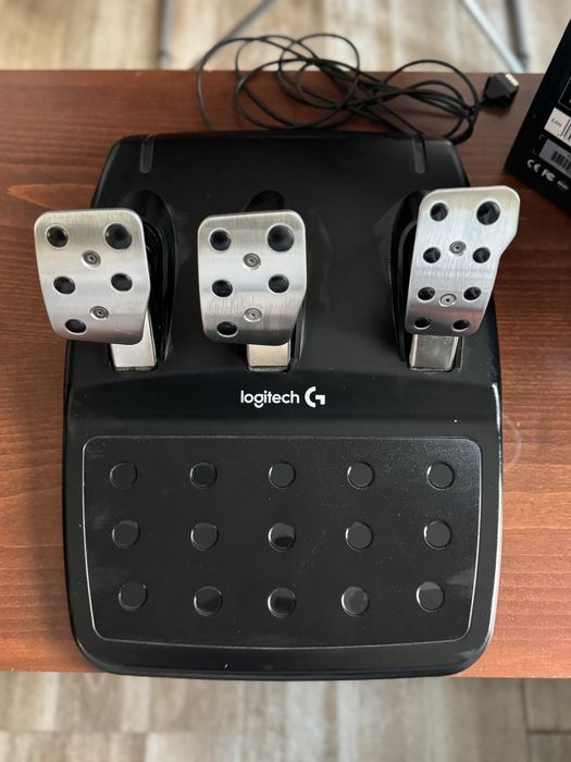 Волан с педали Logitech G29, черен, PC/PS4/PS5