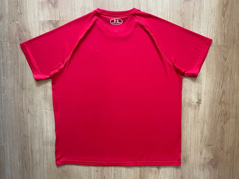 Under Armour Red Tshirt XL
