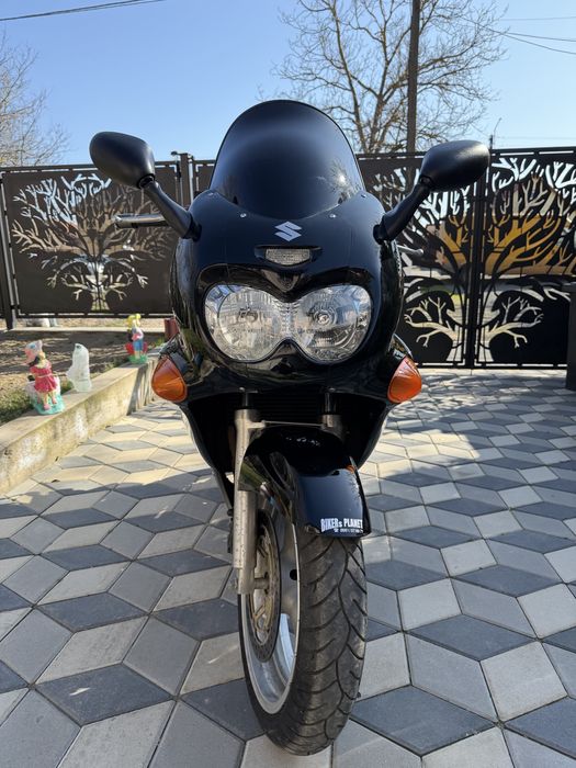Suzuki gsxf 750 1999