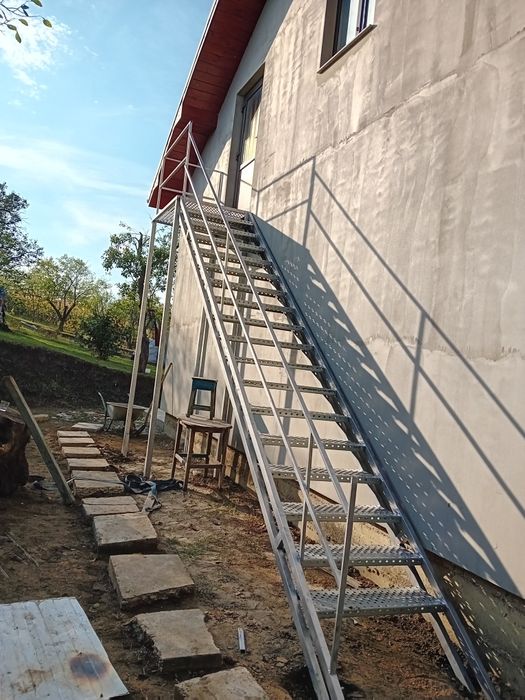 Scara metalica zincata de exterior  6m l