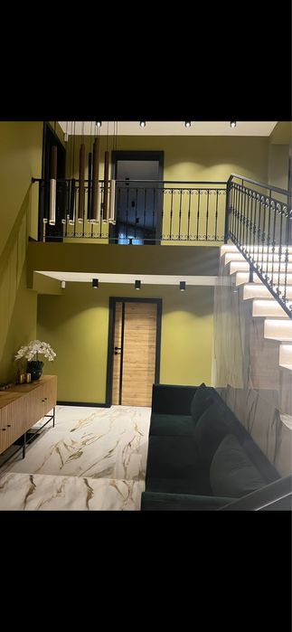 Продава се Къща в с. Чепинци, Област София-град - 250 кв.м за 2500 €/кв.м - Снимка #2