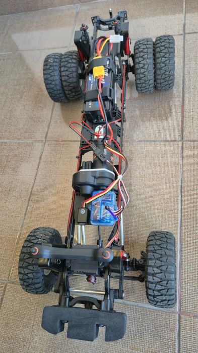 Automodel CenRacing Ford F450, Traxxas, Arrma.