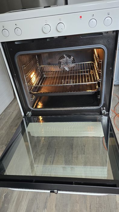 Печка Voss Electrolux