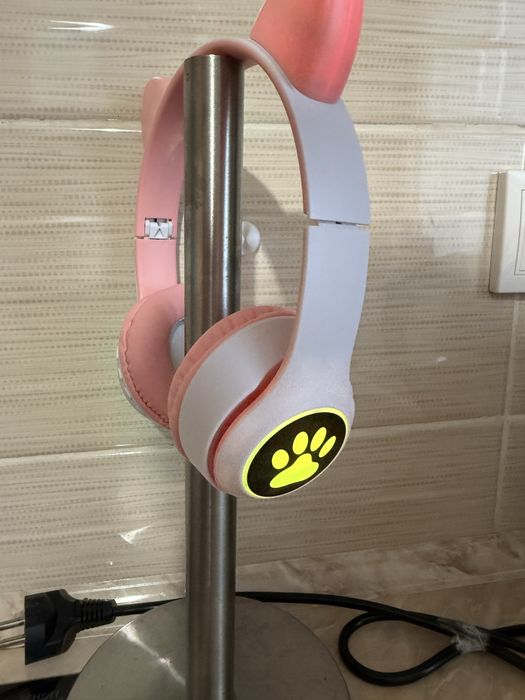 Bluetooth безжични слушалки с ушички