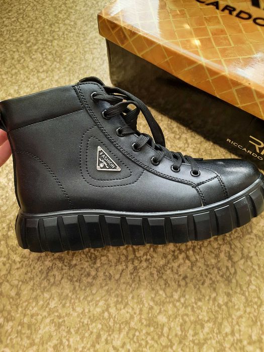 Дамски обувки нови