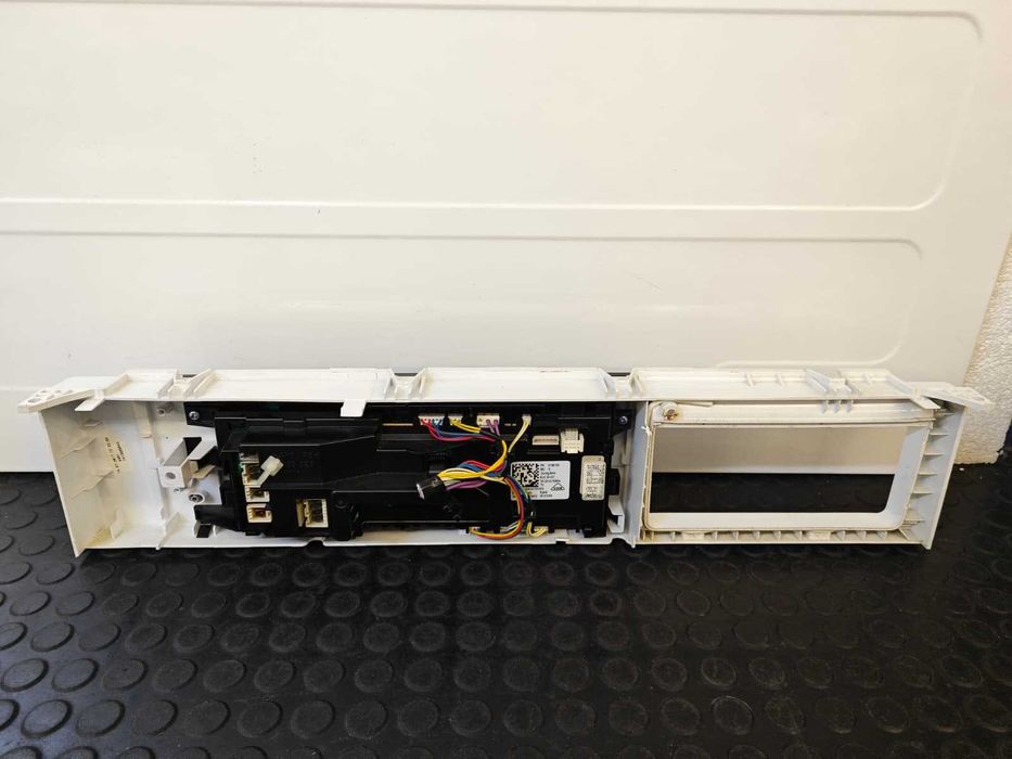 Placa electronica , modul comanda masina de spalat Grundig GWN48440C cod piesa 2415901220 / R23