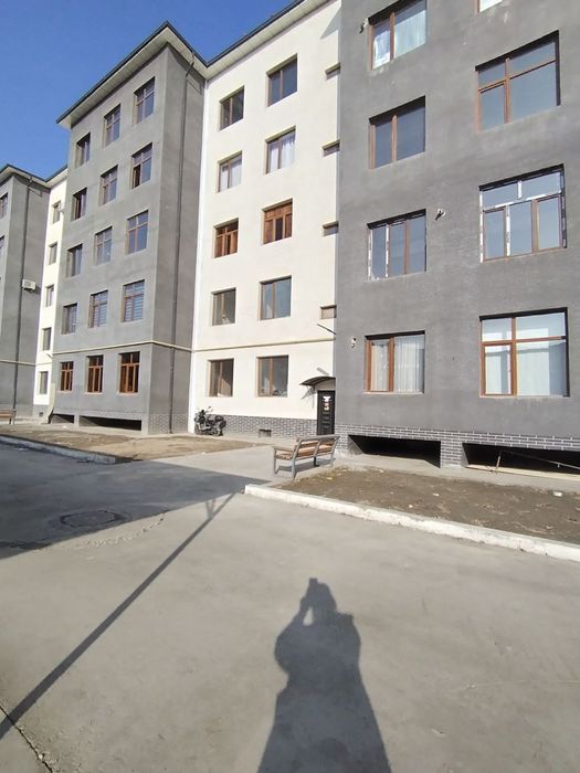 Тезда янги домдан 3хоналик квартира сотилади