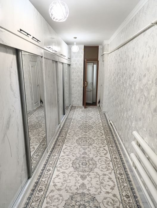 3 xonali hamma sharoit ega uy ijaraga beriladi.