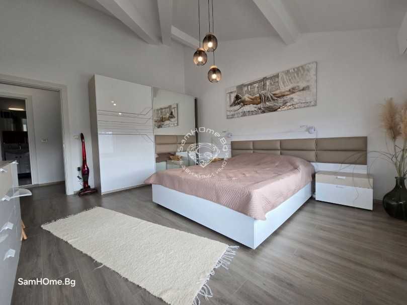 Дава се под наем Тристаен апартамент в Варна, Гръцка махала - 85 кв.м за 1100 € - Снимка #8