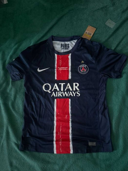Tricouri Fotbal - Barcelona, Real Madrid, Nationale, etc