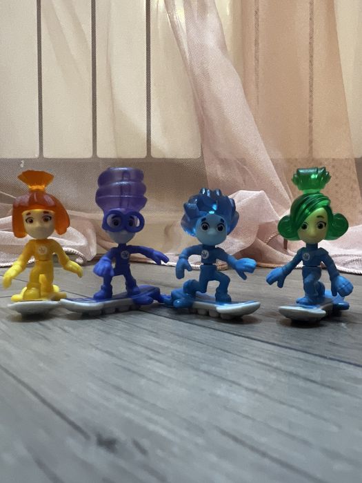 Kinder игрушки фиксики