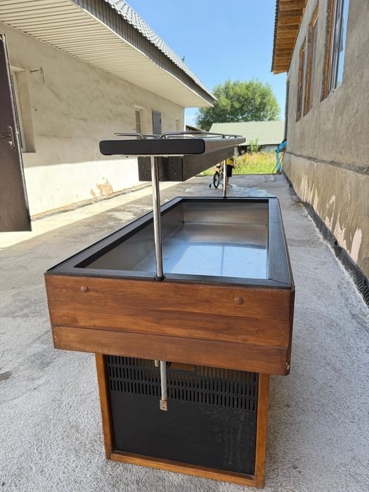 Холодильник десертница